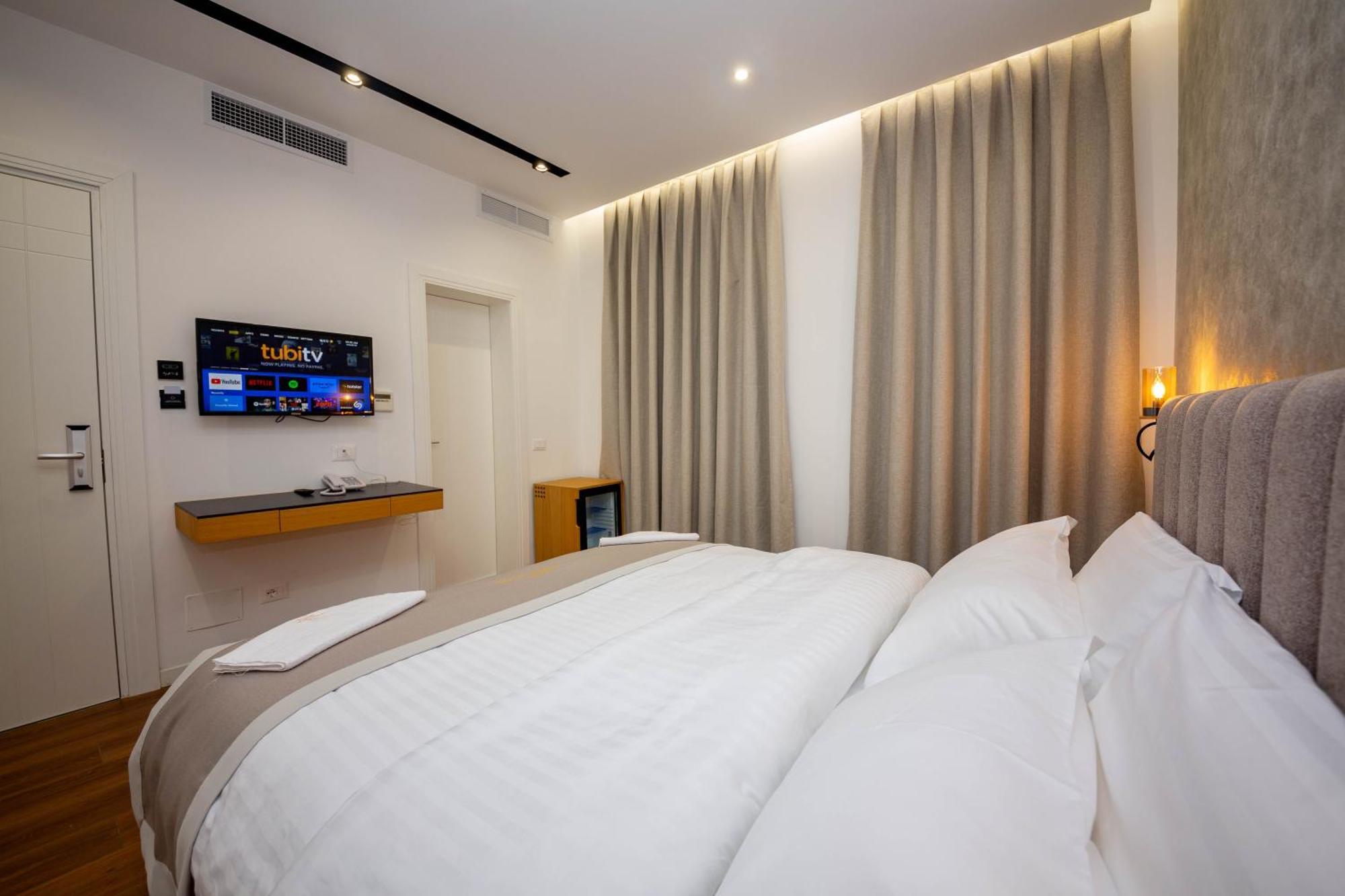 Hotel Riviera Kamez Quarto foto